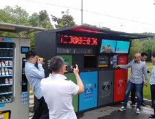德瀾仕智能垃圾箱分類精細、模式高端，已成功覆蓋400余城